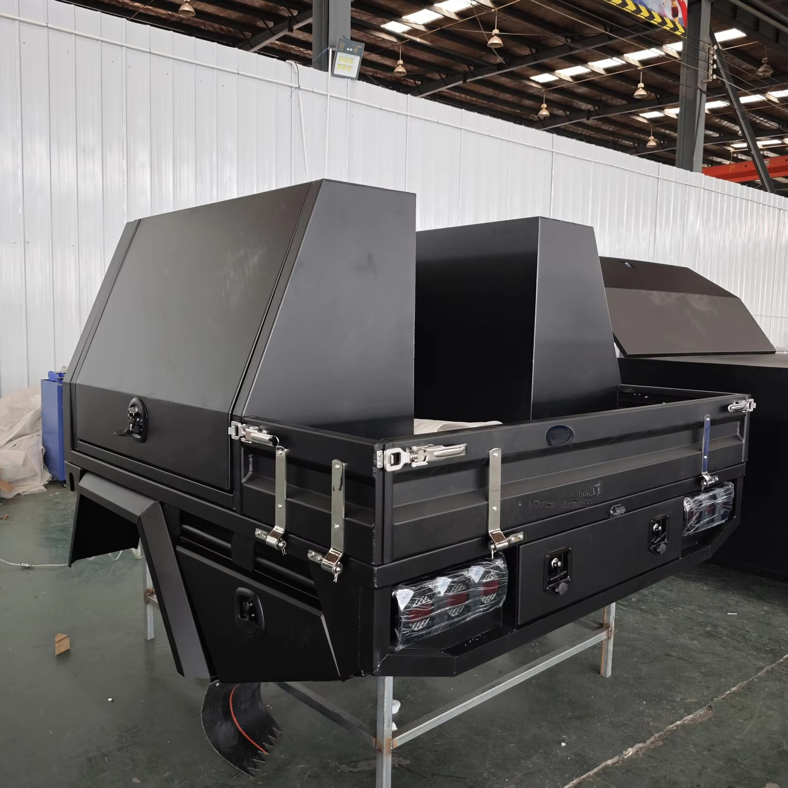 Custom Waterpoof Aluminium Wat - Outdoor Camping Ute บทวิจารณ์และราคา